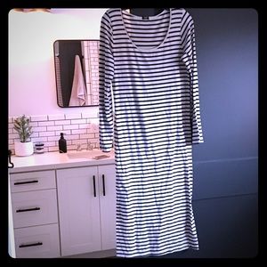 NWOT Striped Monrow Maternity Dress